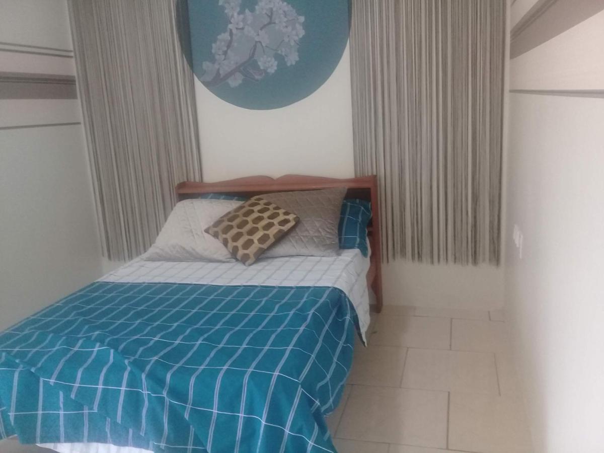 Douglas Airport Guesthouse Zanderij Bagian luar foto